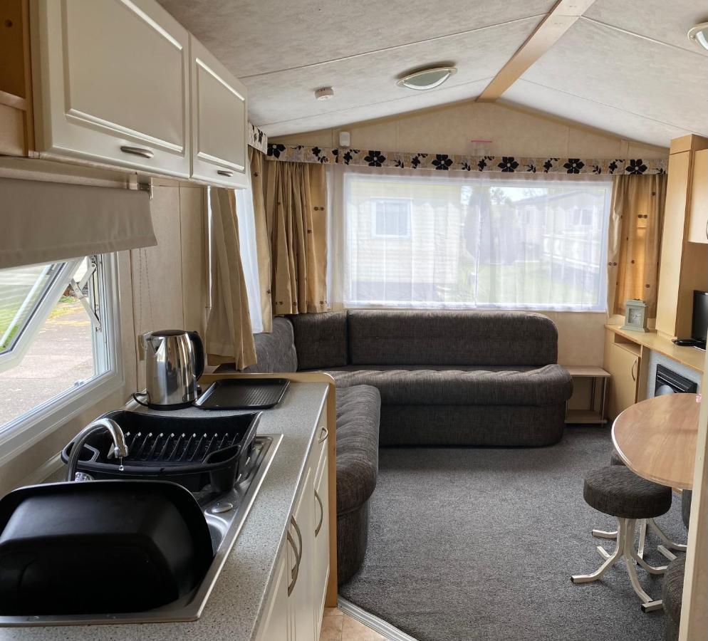 Southview Holiday Park The Elms 斯凯格内斯 外观 照片